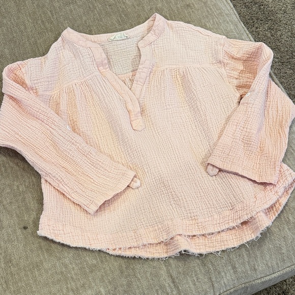 New In Pink Textured Top - Picture 1 of 4